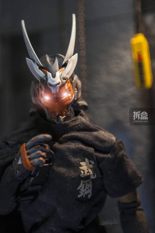 【jungle实拍】playdraw 街头武士系列 钢铁武士 12寸可动人偶