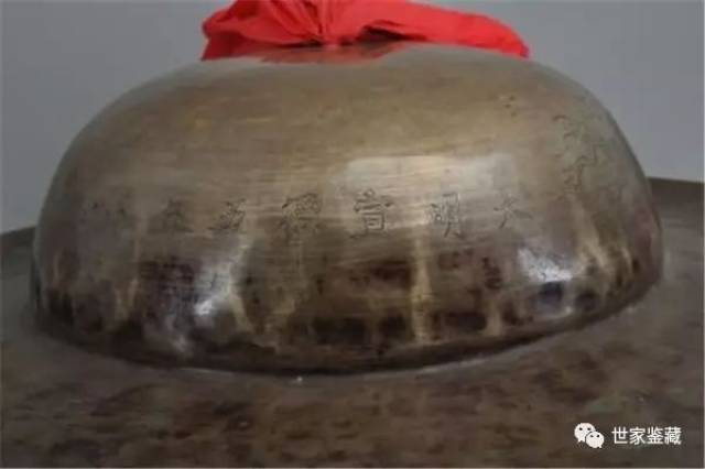 古香炉，古董，「大明宣德互部侍朗趙仲之監製」在銘，旧家藏出。 大明宣德纯铜三足盘龙香炉明清古董真品薰香炉收藏品