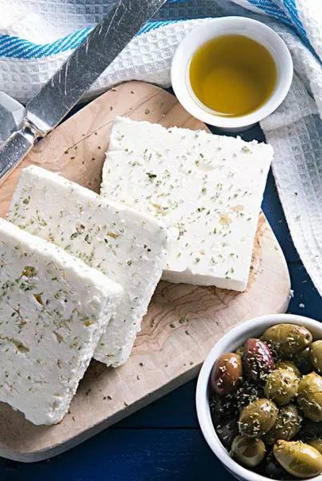 希腊沙拉里的奶酪图片