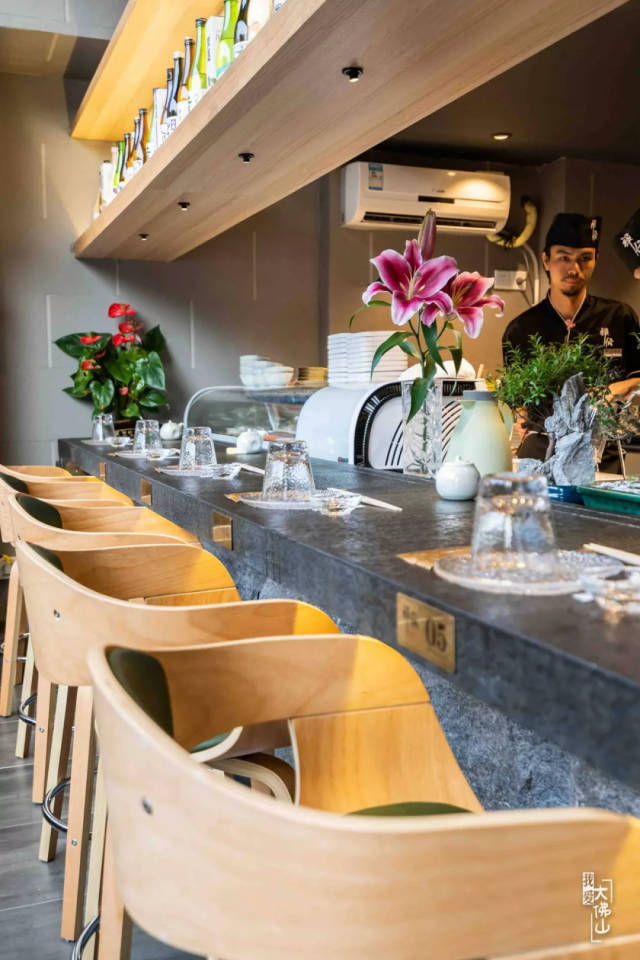 藏于闹市中的日料店,只有熟客才知道!连续30天,5折食极品蓝鳍金枪鱼!