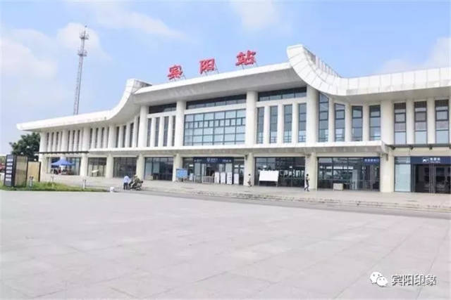 为了维护宾阳高铁站客运市场秩序,保障市民安全出行,9月15日,县交通
