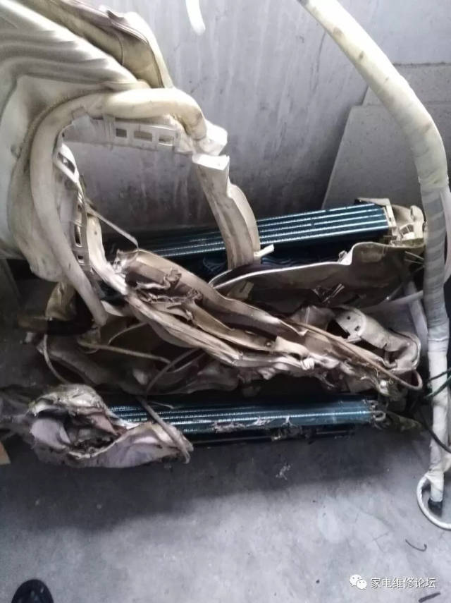 空调内机外壳都已烧毁师傅们分析是什么原因造成的火灾