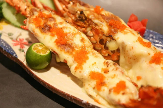 【新品】抖音上c位出道的澳洲龙虾面,竟然来到南宁,还只要78元!