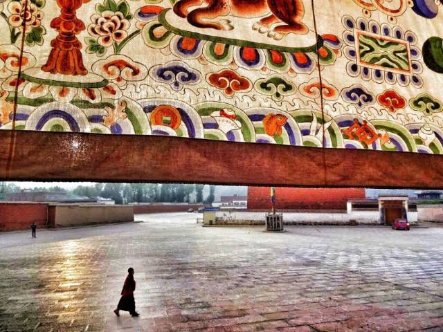 2018年9月19日在美国圣迹寺由巨圣德主持的「胜义火供法会 」在大雄宝