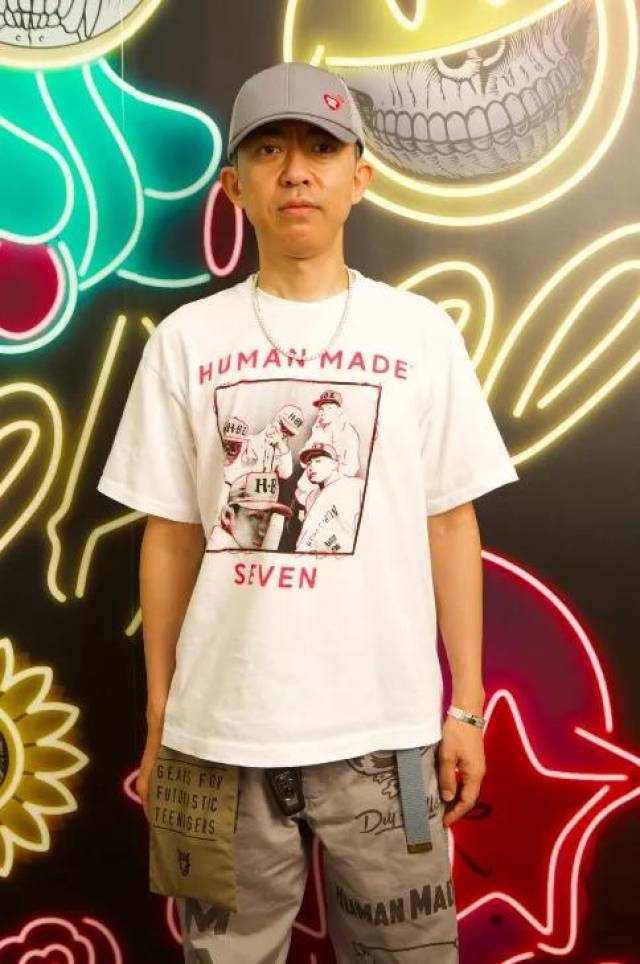 "我感受到中国的年轻人越来越时尚了"!|专访 nigo