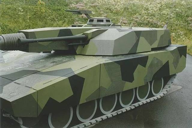 的stridsvagn 2000主战坦克,1990年做了个实体模型,配备140毫米滑膛炮