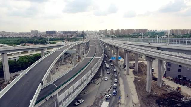 9月21日,上海s26公路入城段(g15公路至嘉闵高架)正式通车