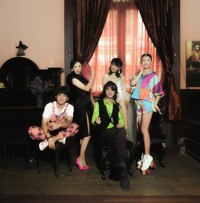 李元联手fairy女团 新歌《通宵达旦歌舞厅》横扫音源榜_手机搜狐网