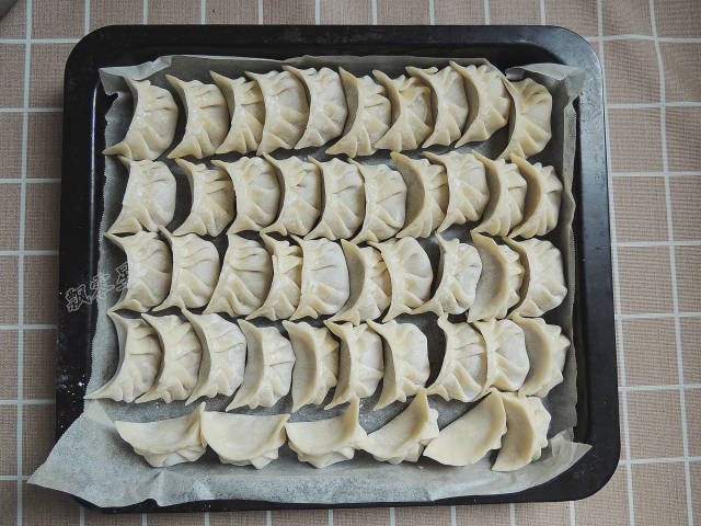 用它做馅包饺子,鲜嫩多汁,超美味,老公一次吃两盘,每次都吃撑