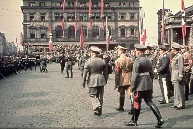 二战前夕的纳粹德国,这些彩色照片见证了希特勒的疯狂