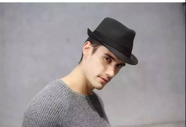 意大利黑帮为什么戴礼帽?