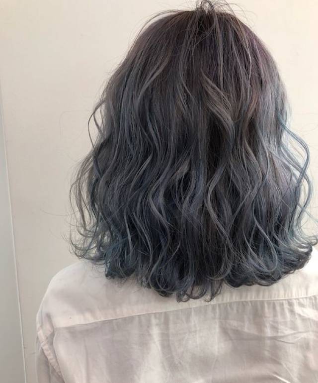 灰蓝色也很好看,染好了一样可以很日常!