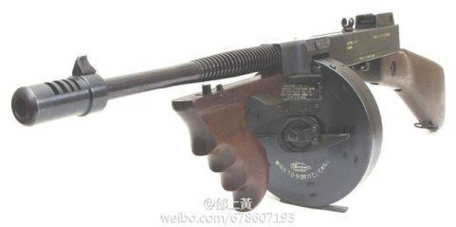 mp5k冲锋枪 汤姆逊图片