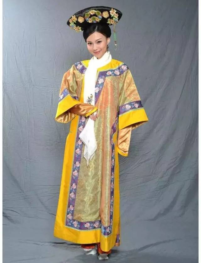 《造王者》蓉蓉