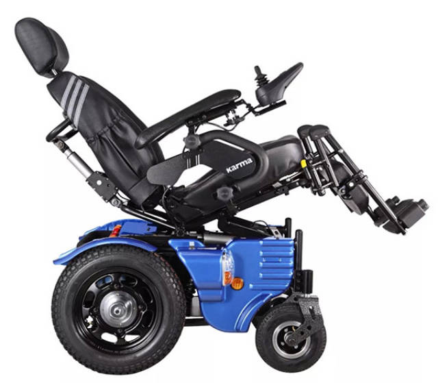 维一佳轮椅网告诉你电动轮椅有电不走怎么回事儿