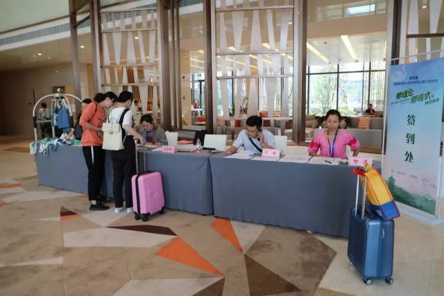 小编探会 | 第五届"双新"研讨活动参会嘉宾报到火热进行中