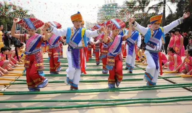 国庆7天乐,常德桃花源古镇民俗文化演艺带您嗨翻天!