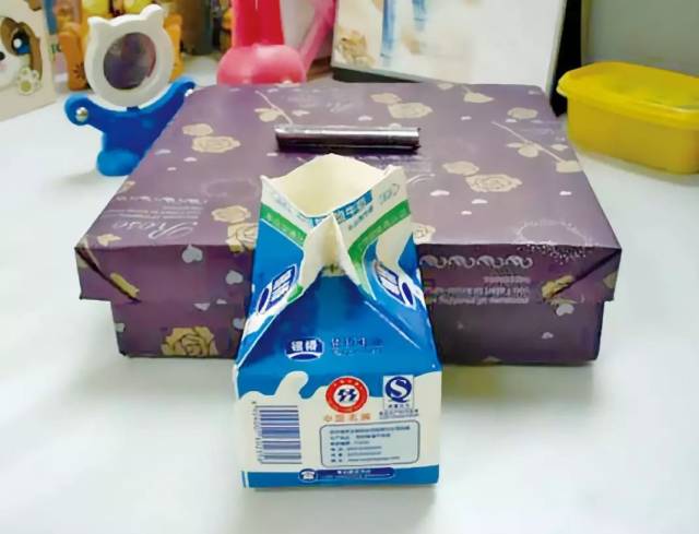废旧酸奶盒做手工图片