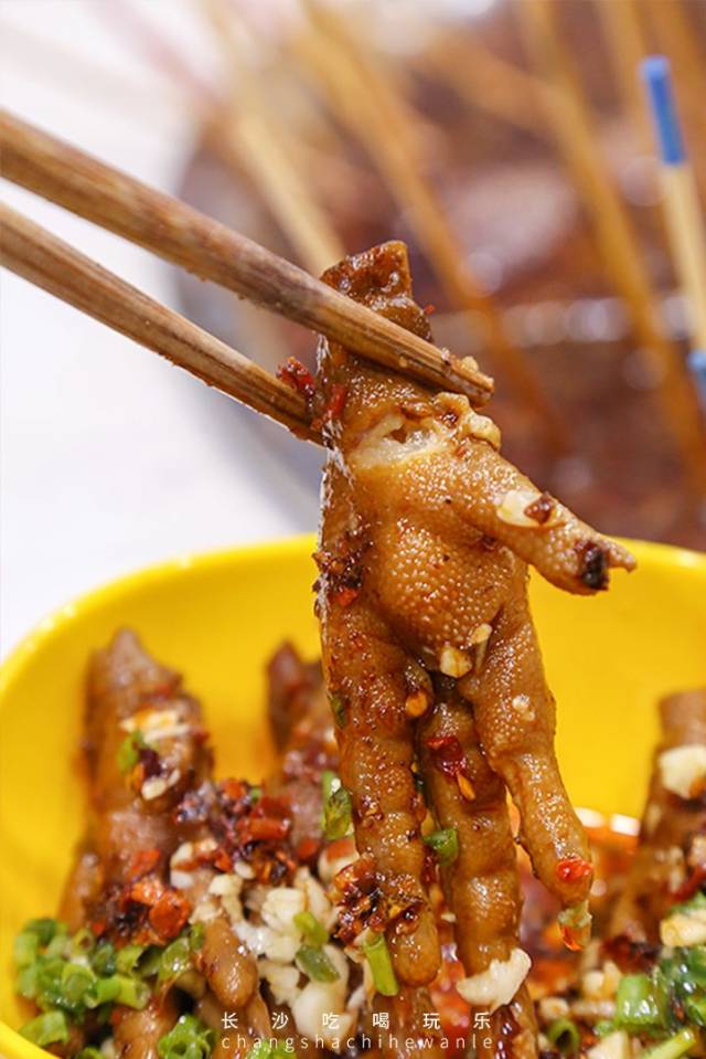 火遍全国的这家湘派麻辣烫!5折吃到撑!