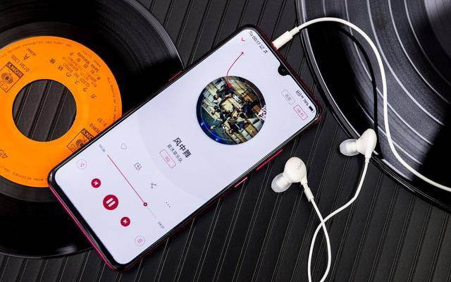 首发顶级hifi芯片 深空音效,敢这样玩手机音乐只有vivo x23吧?