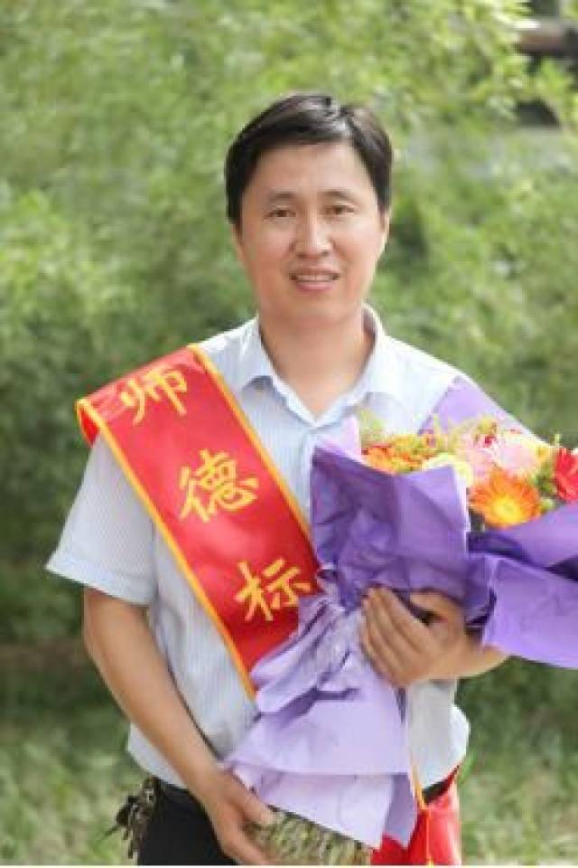 "四有"好老师,学生引路人——淄博一中优秀教师风采展(三)_手机搜狐网