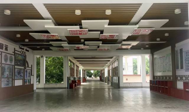 黄岩西城中学老校区图片