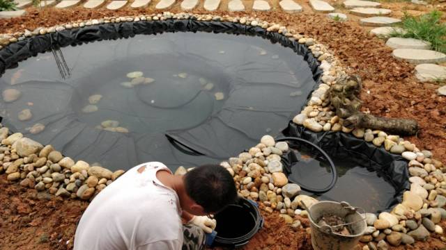 從最遠的地方抽水,出水口接在過濾池.