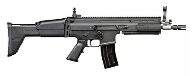 fn scar-l 突擊步槍(5.56x45mm)