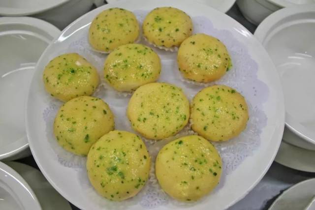 绿岛松茸包,松茸包,石狮松茸包_大山谷图库