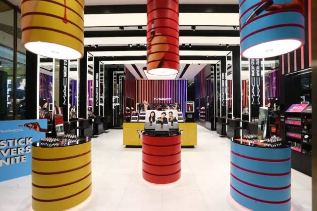 今天,苏州首家 m·a·c 魅可专卖店开业了!