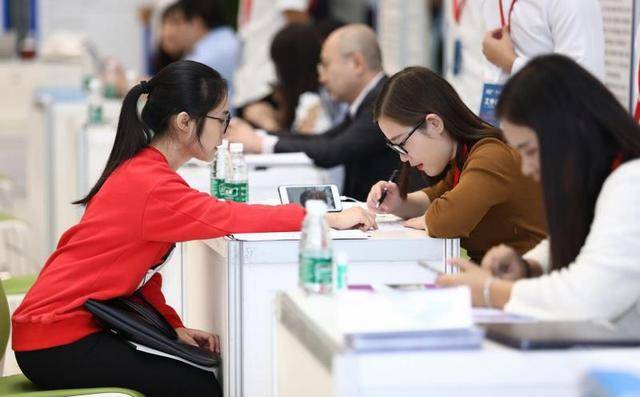 成都新津赴清华求贤揽才打造人才优良生态环境助力高质量发展