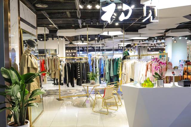 新店登场助力江北观音桥大融城8周年,国庆一起浪起来