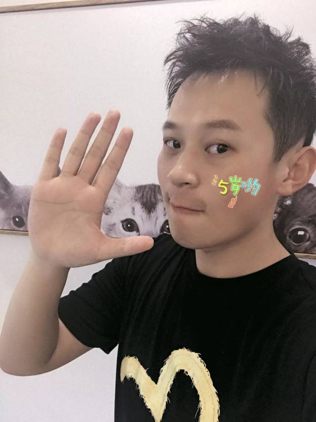 嘻嘻~另外,今天《下班人来疯》节目会跟天乐进行现场连线,根据以往