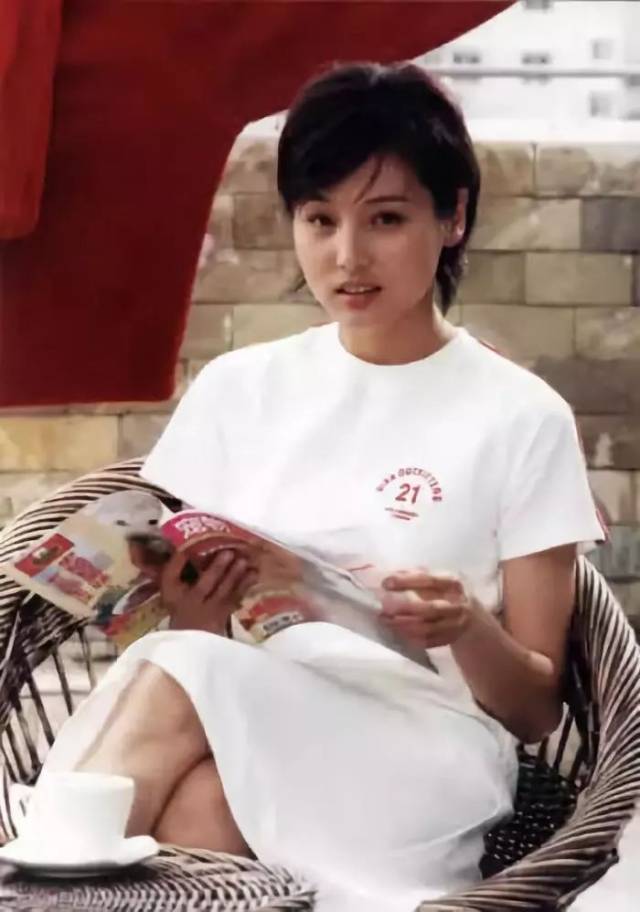 还获得过选美大赛的冠军.