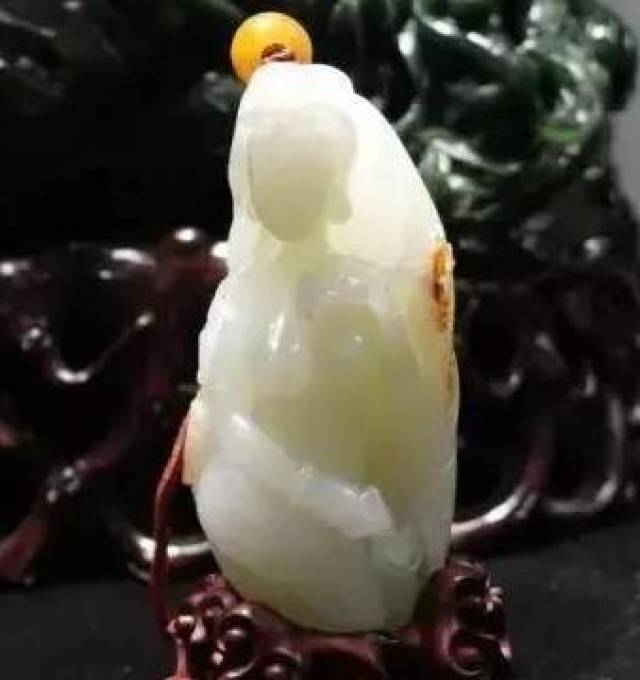 和田羊脂白玉在藏界受宠已不是朝夕之事，以往拍卖成交价格又如何_搜狐网