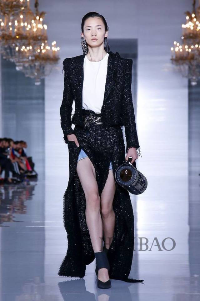 巴尔曼 (balmain) 2019春夏女装秀,海报网带你亲临巴黎时装周
