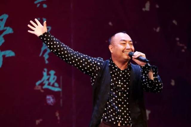 中国秦歌第一人十三狼演唱《我的家乡在陕西》《从小卖蒸馍》