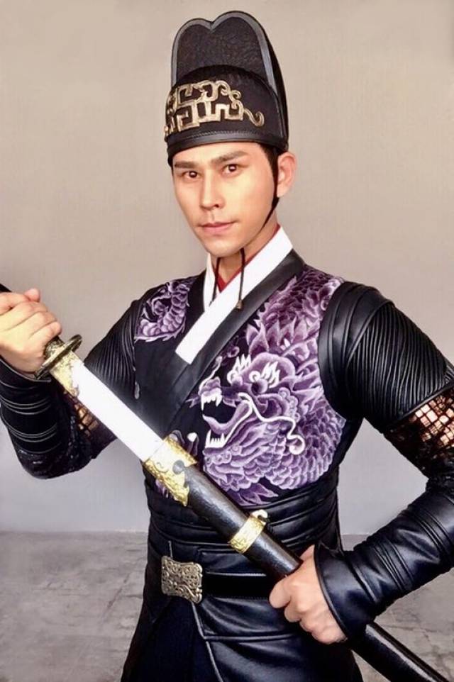 演员于鹏:能文会武积极上进的优秀励志男