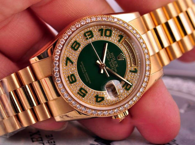 劳力士星期日历型系列118348密镶钻石腕表鉴赏_手机搜狐网