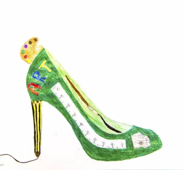 最后,每个学生都给自己的鞋子起了个名字,以完成并定义这个鼓舞人心的