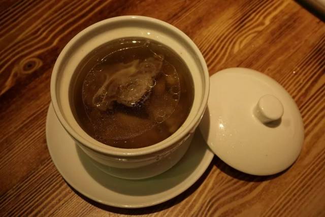 hold不住这波降温?探店费城神秘餐厅,让这盅热气腾腾炖罐汤温暖你