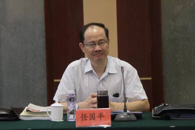 扬中"七五"普法中期工作获省检查组点赞!