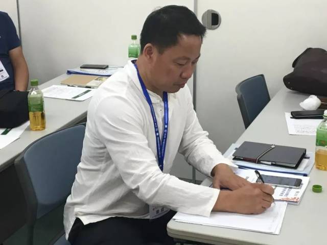 团长-易宏进为打造中国百年餐饮企业,致力于提升中国