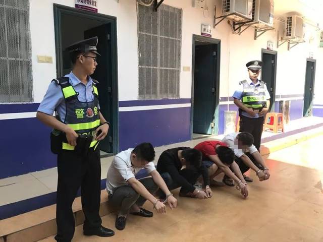 昨天凌晨,平西夜市酒后斗殴,肇事者捅伤1人后逃逸