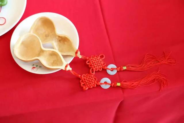 古代结婚时的"合卺(jǐn)"是什么意思?