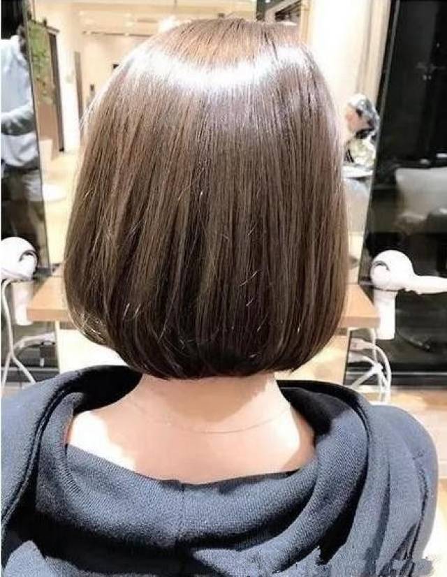 2018年流行"波波头"短发7款,30~40岁职场女性,不用天天打理