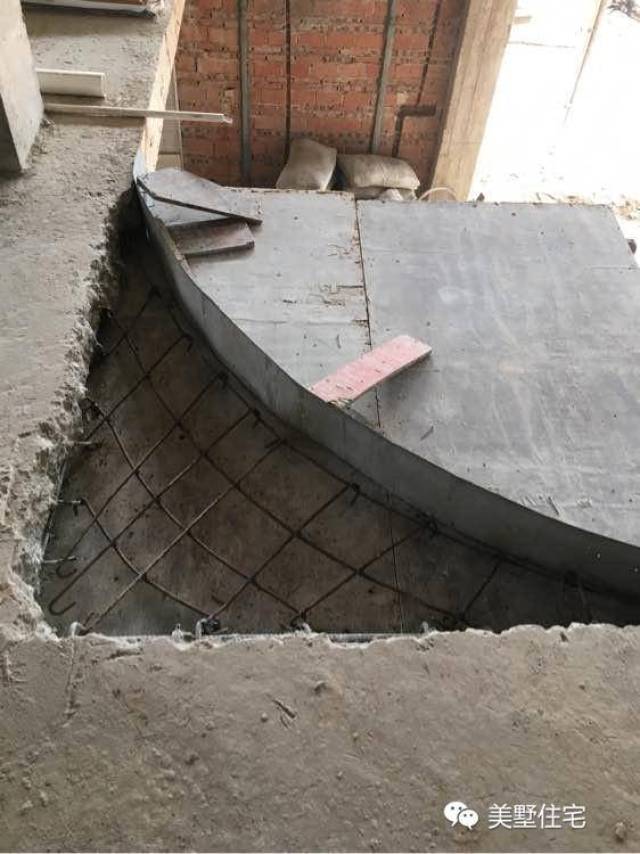 潮汕土豪建房框架结构 满堂红基础,花13万做完地基用了7.5吨钢筋