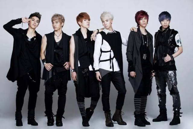 2012年8月出道的 韩国男团24k,6个年轻帅气的大男生自然吸引了不少