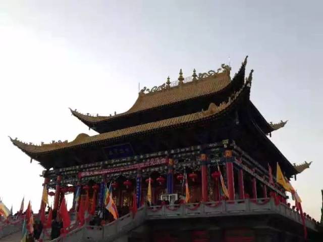 能广法师应邀参加临夏大庙山潮阳寺大雄宝殿佛像开光盛会