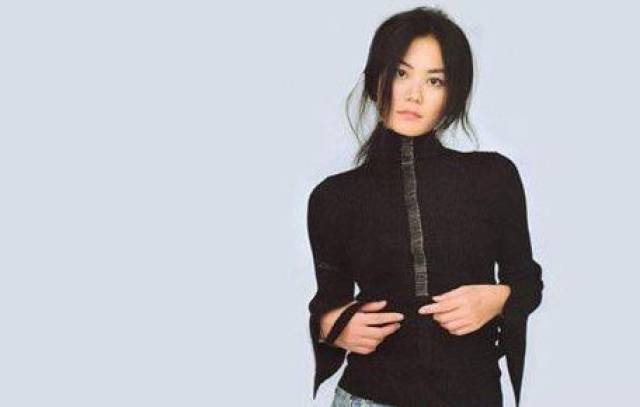 强迫窦唯写无地自容为黑豹续命,30年换10任主